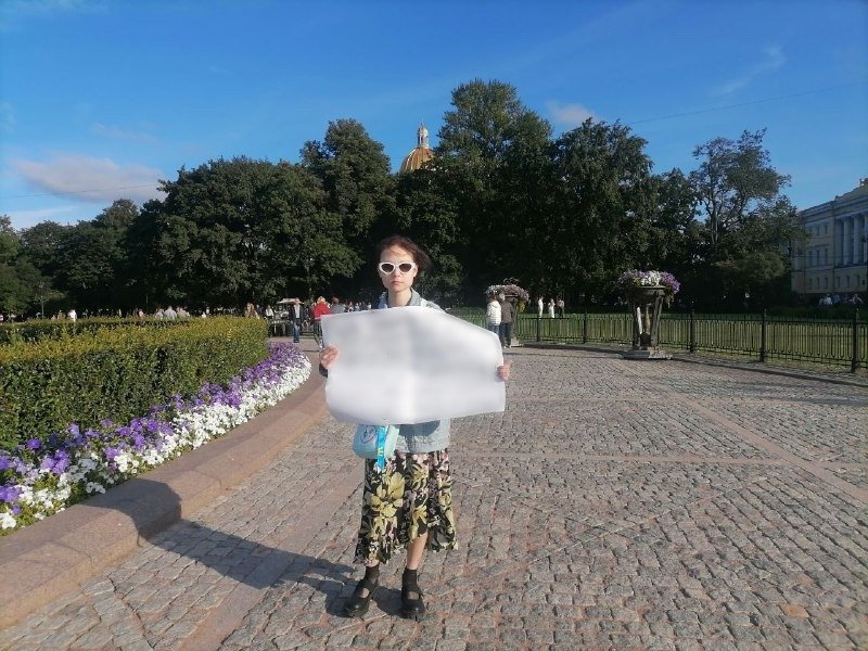 Татьяна Сичкарёва в пикете. Фото: Елена Михина / MR7