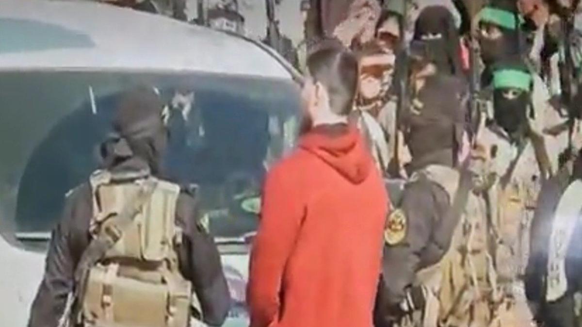 Кадр освобождения Туфанова с трансляции Al Jazeera