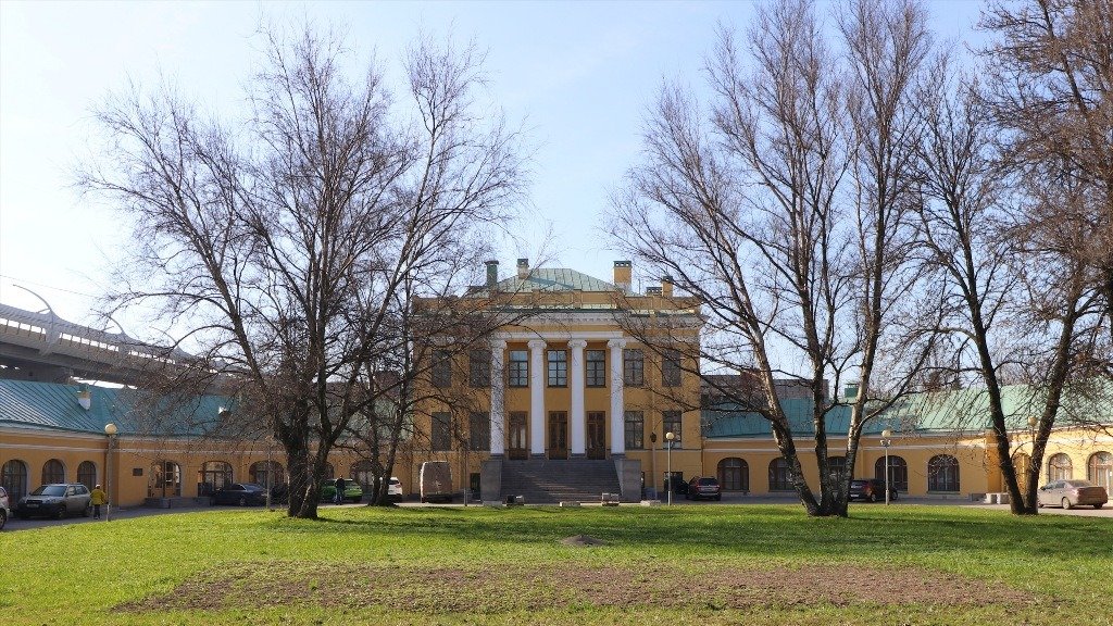Бесплатные экскурсии по усадьбе княгини Дашковой возобновили в Петербурге