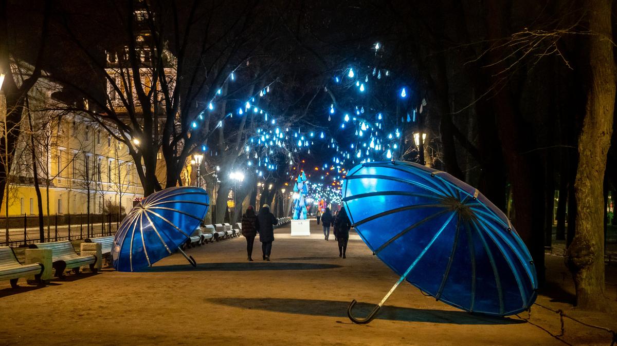 Арт-проект о временах года открылся в Александровском саду