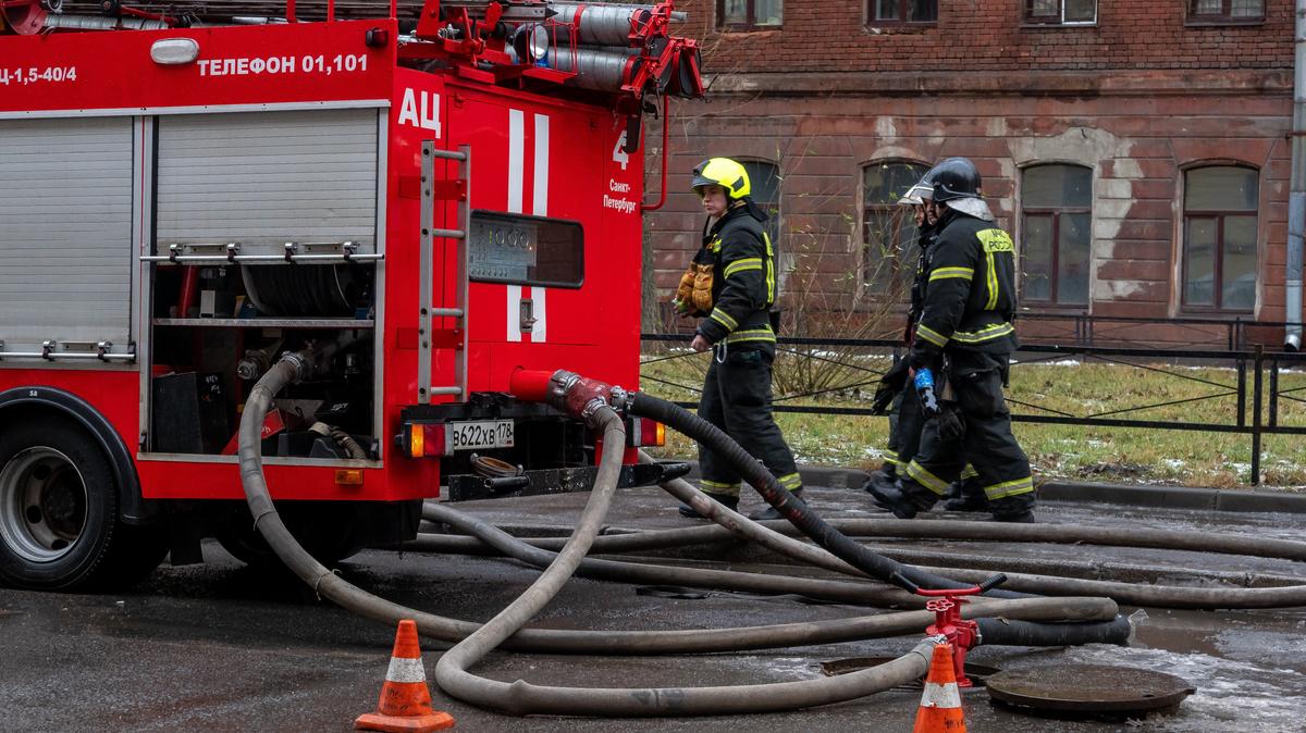 При пожаре на улице Кропоткина погиб человек