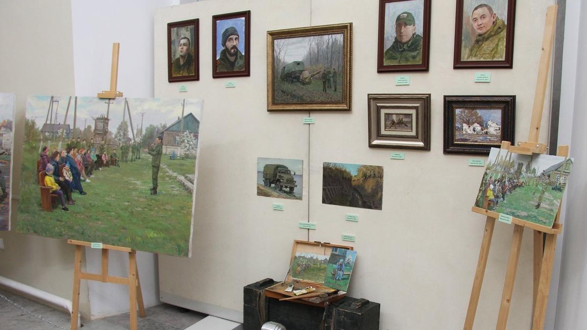 «Фронтовые этюды»: в Музее артиллерии открылась выставка картин, написанных в зоне СВО