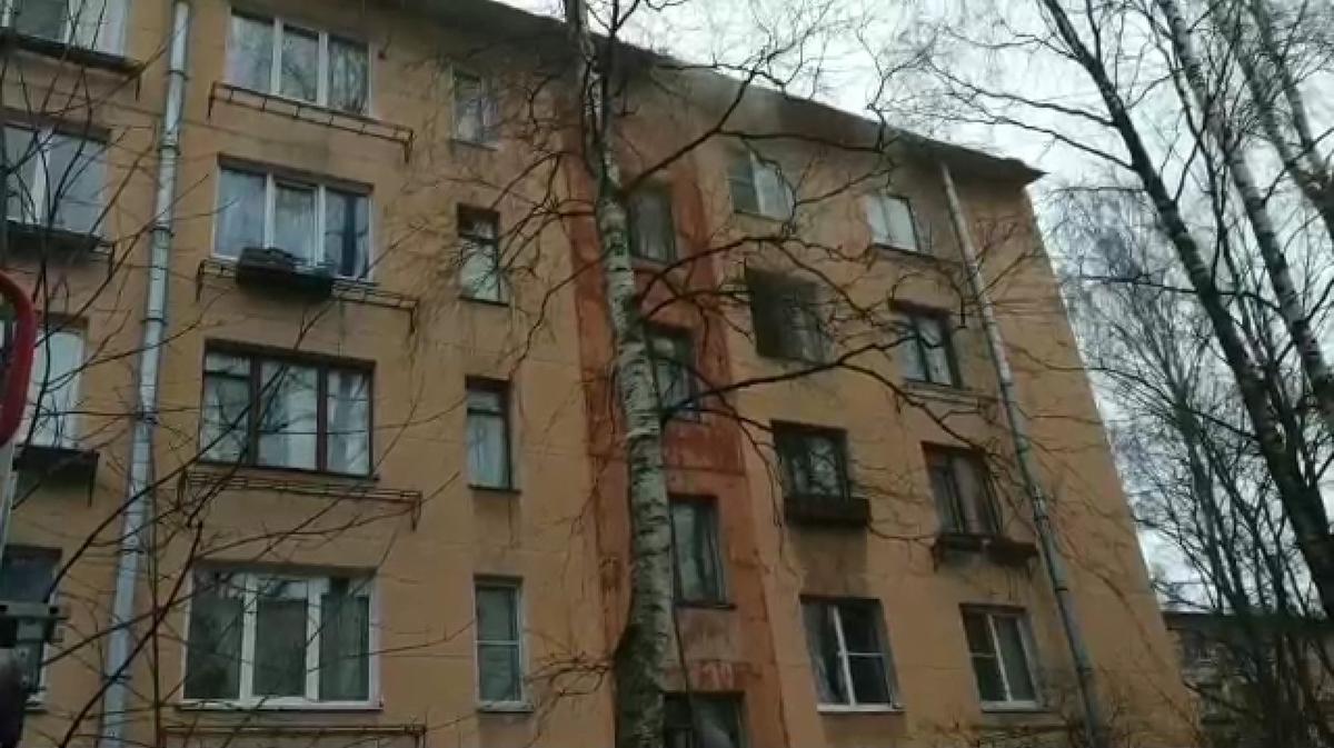 При пожаре на Дачном проспекте пострадал человек