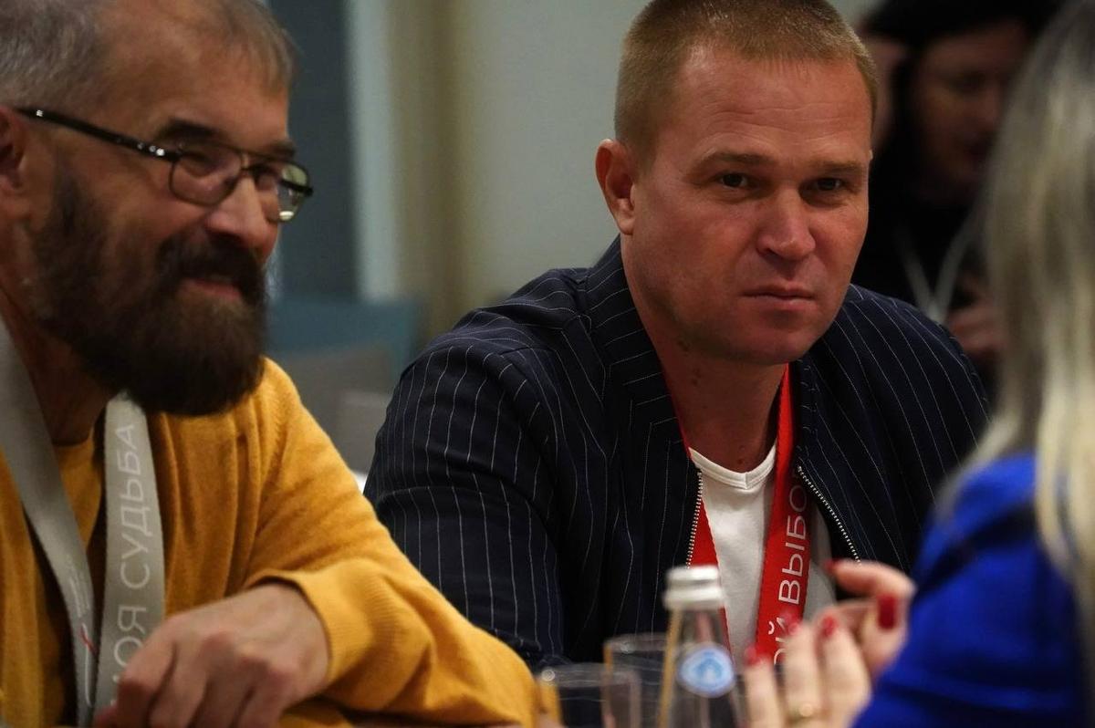 Павел Волков (слева) и Рамиль Сафуров. Фото: Павел Борисенко / MR7