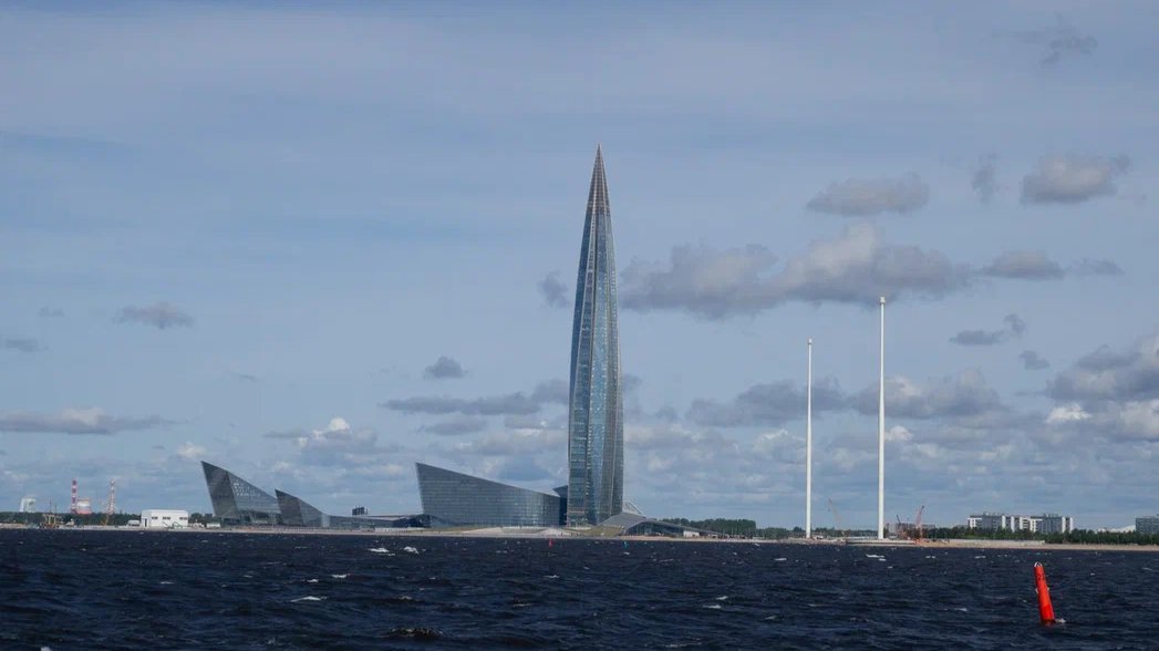 Триумфальный столп в честь победы России в Северной войне может появиться у Лахта Центра