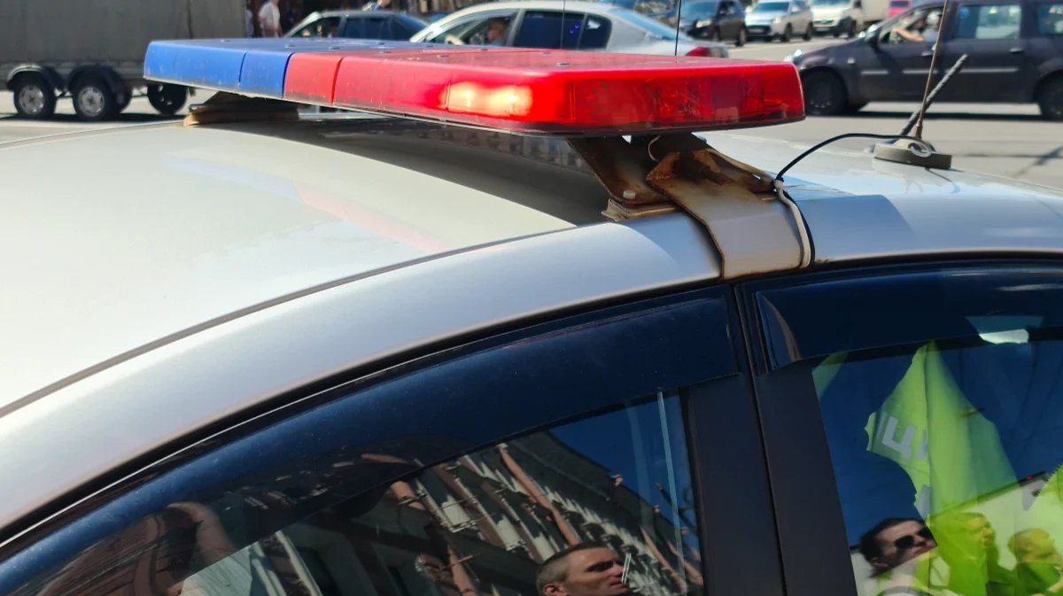 Пассажир такси погиб в ДТП с автовышкой на проспекте Маршала Жукова