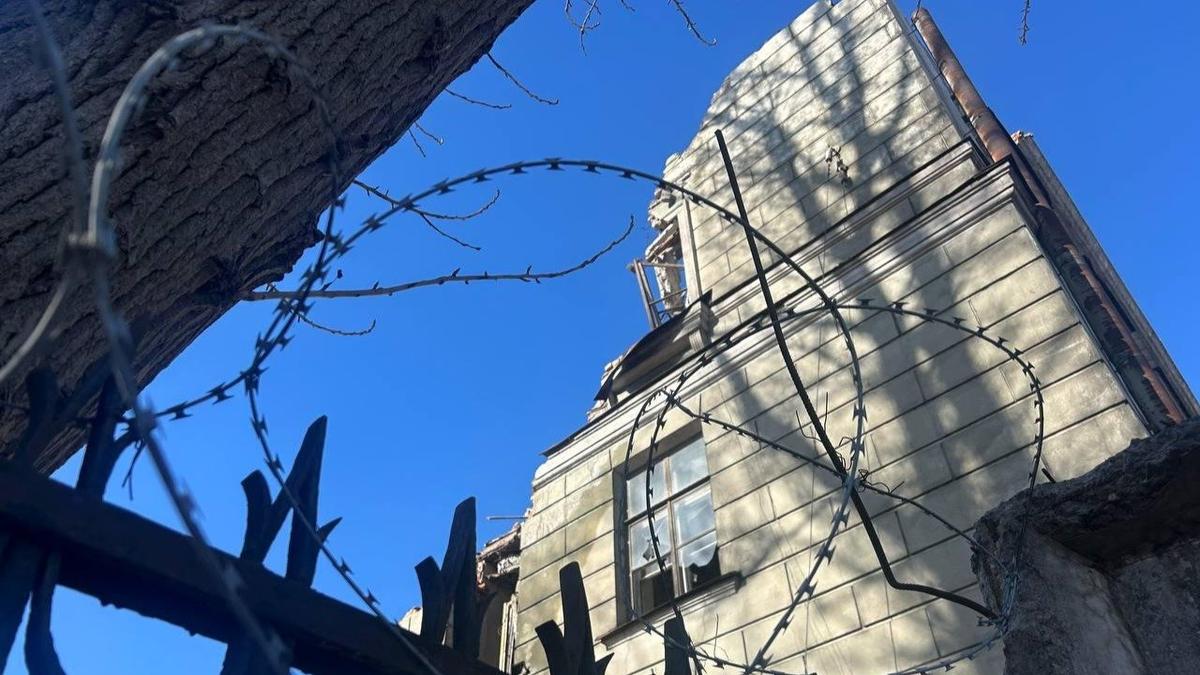 Здание НИЦ РВиА может найти спасение в архиве — суд запросит информацию о его архитекторе и первоначальные планы