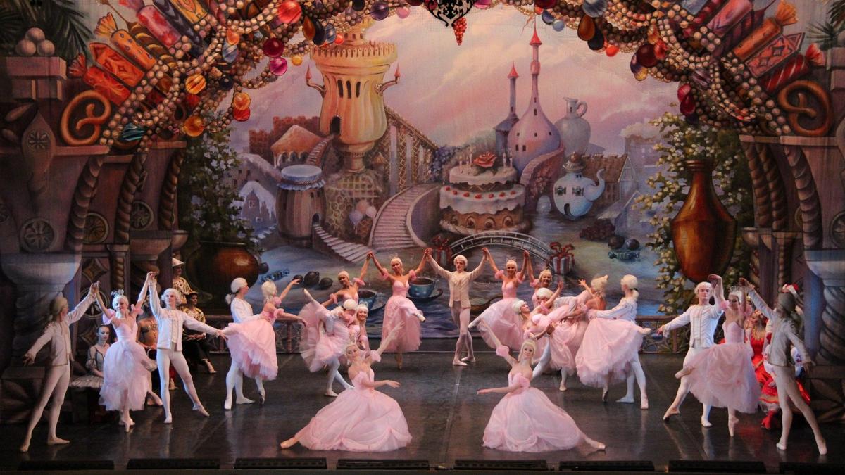 Где смотреть «Щелкунчика» в Петербурге и сколько это стоит под Новый год