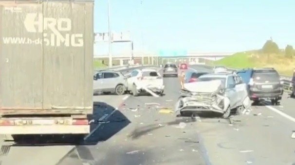 Скриншот: «Мегаполис»