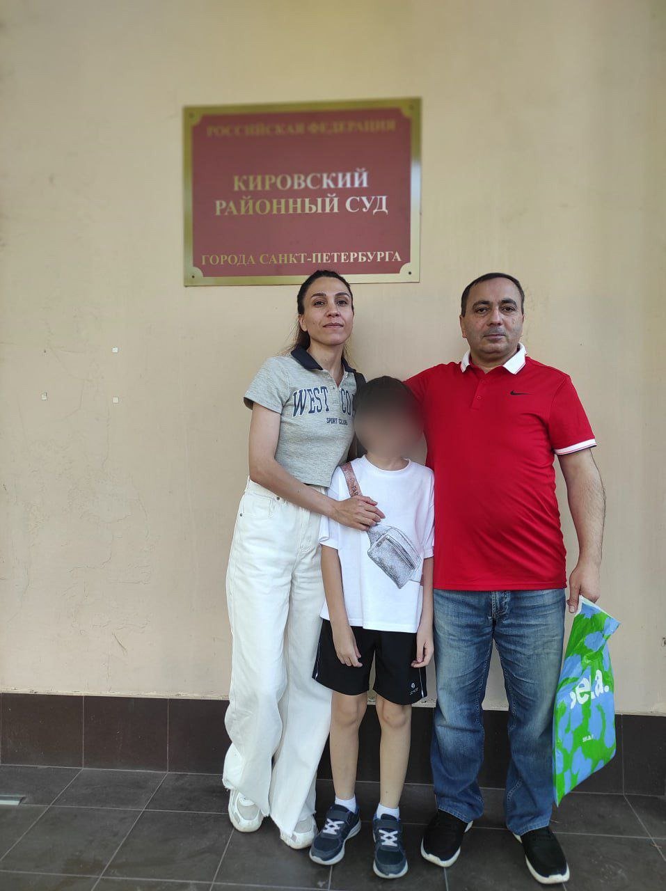 Талех Ибаев с семьей. Фото Динара Идрисова