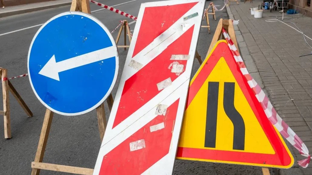 Движение закроют и ограничат в четырёх районах Петербурга с 22 июня