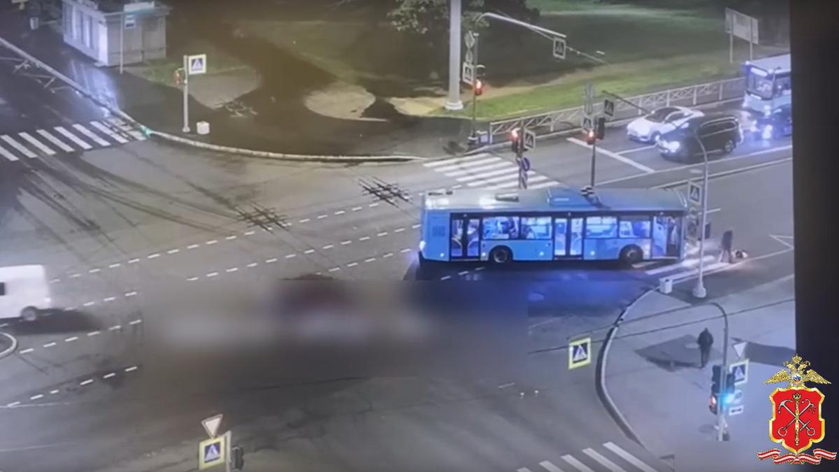 Скриншот видео ГУ МВД РФ по Петербургу и Ленобласти