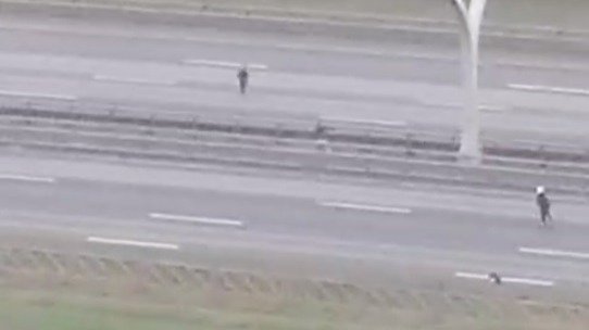 Скриншот видео: «Мегаполис»