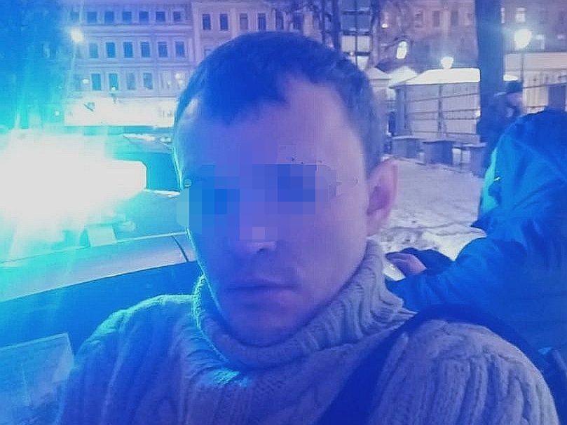 Задержанный в соборе. Фото: пресс-служба Росгвардии Петербурга