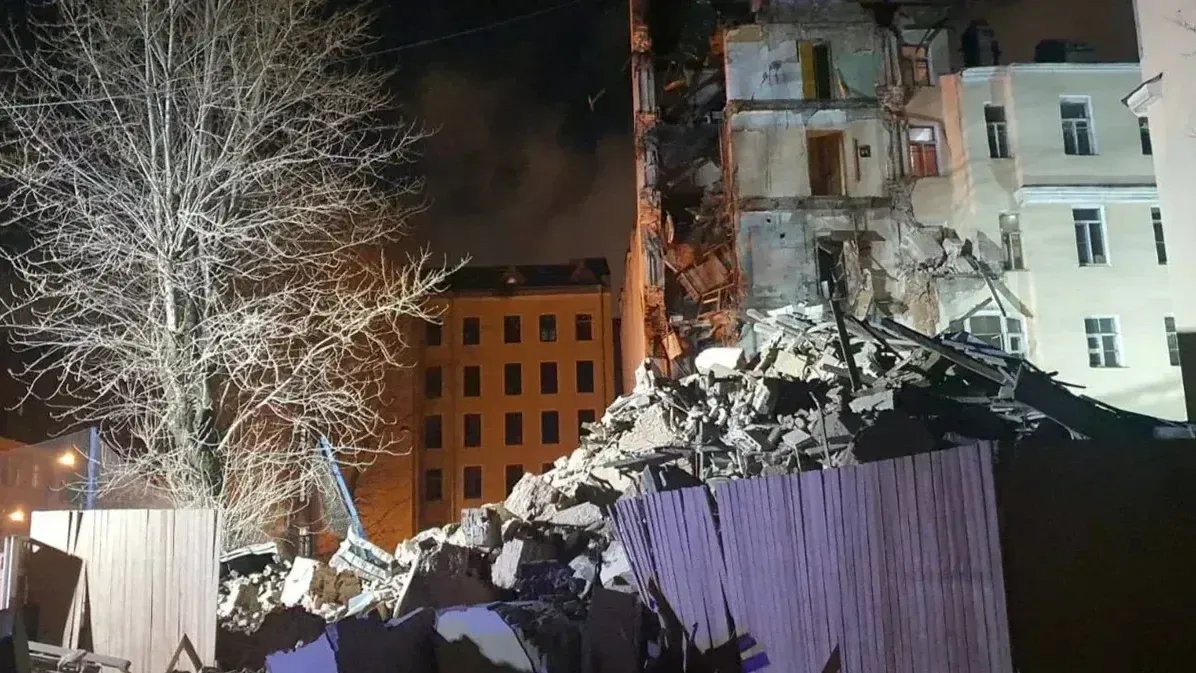 Городская межведомственная комиссия увидела признаки аварийности в доме 73 по Гороховой улице