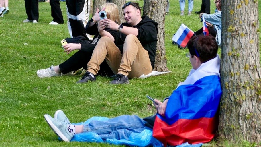 Как в Петербурге отметили День России