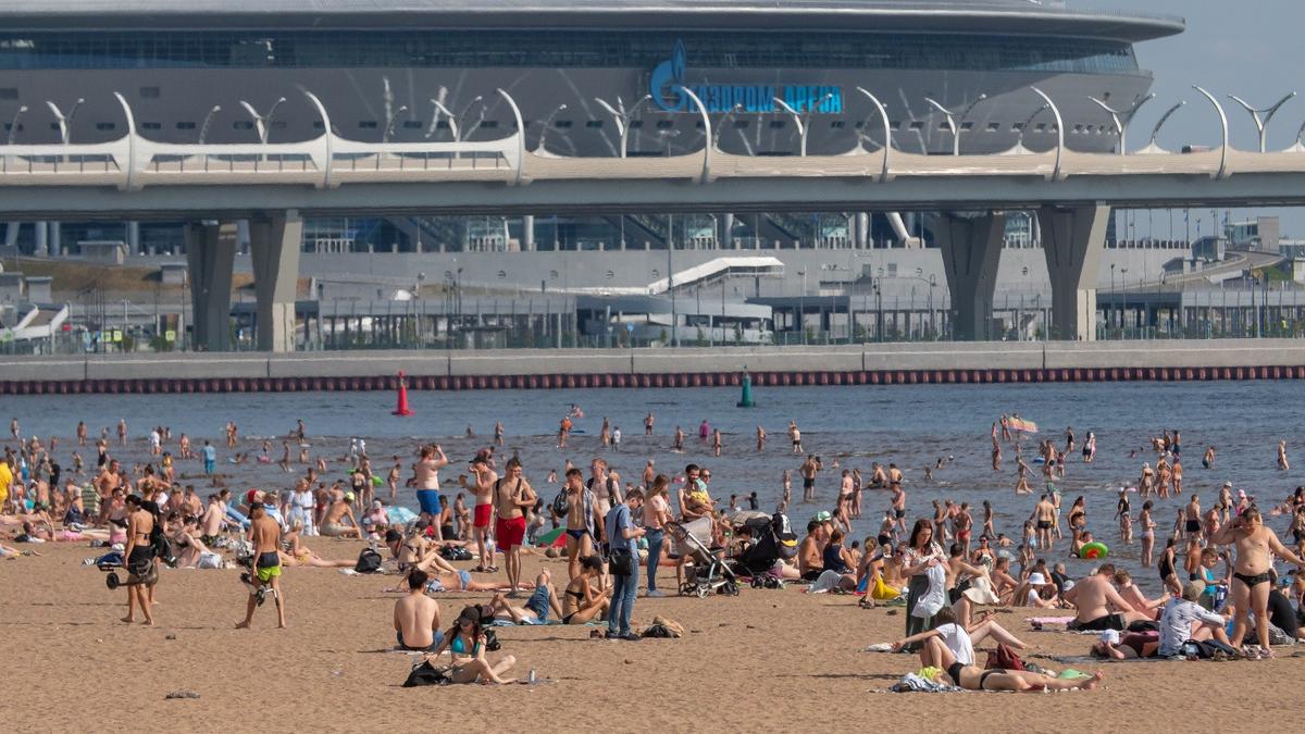 Купальный сезон в Петербурге может начаться на следующих выходных