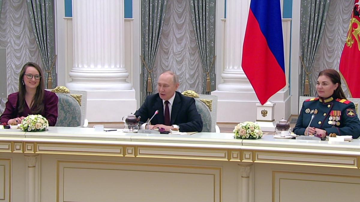 Скриншот видео: сайт Кремля