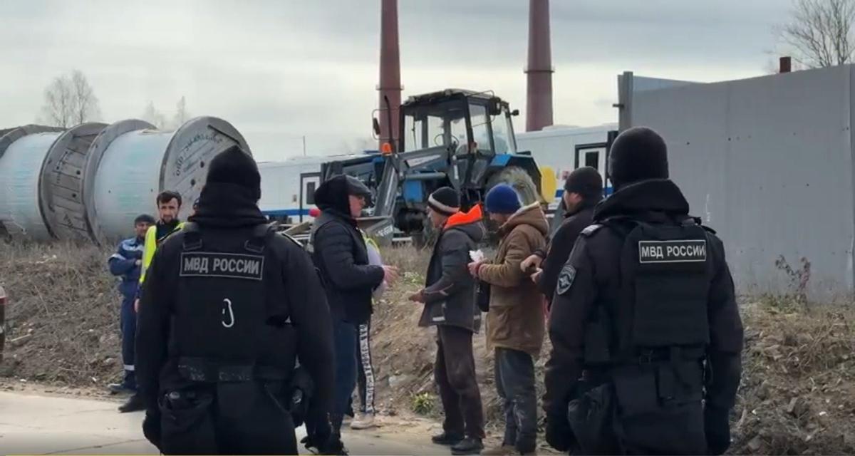 Скриншот видео: ГУ МВД по Петербургу и Ленобласти