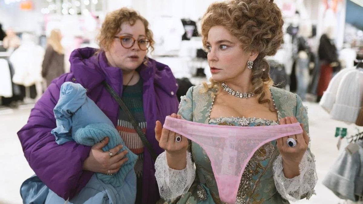 «Шальная императрица» снова в Петербурге — комедия от режиссёра «Интернов» уже в кинотеатрах