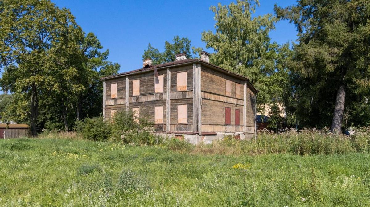 Шесть исторических зданий выставили на торги в Петербурге