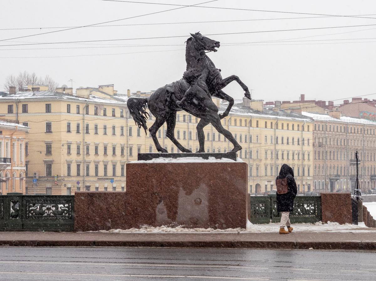 сильный ветер в санкт петербурге