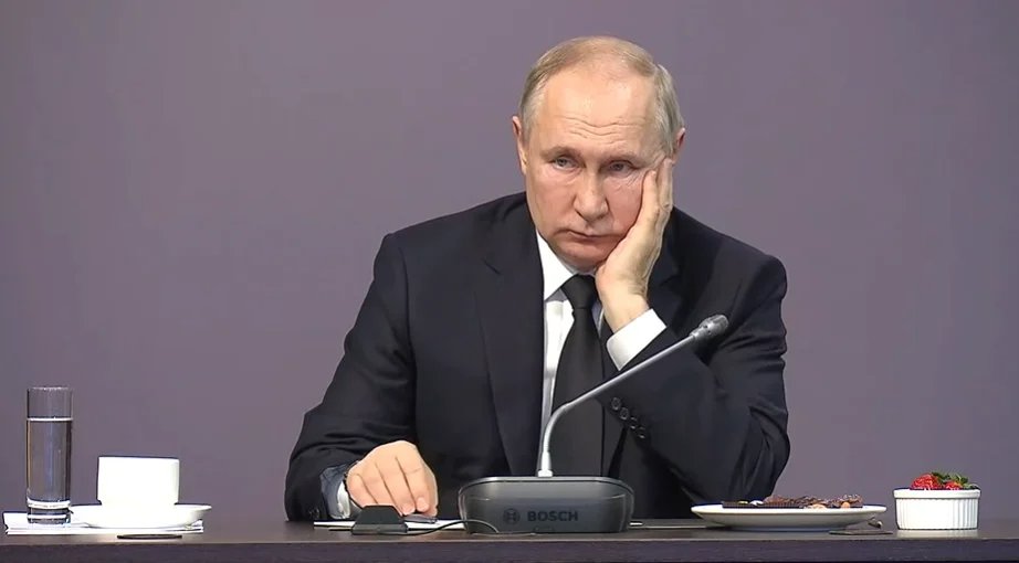 Владимир Путин. Скриншот: прямая трансляция встречи с ветеранами и общественностью