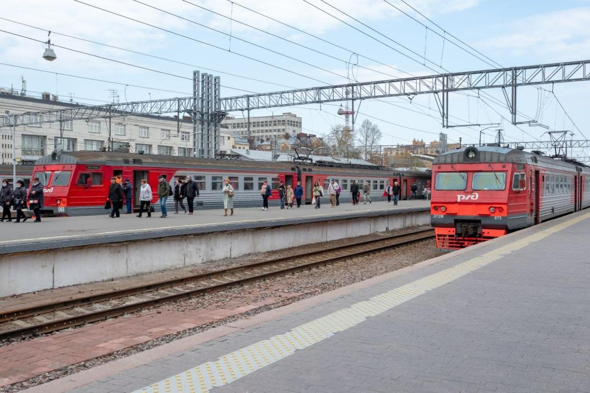 Восемь электричек в Ленобласть станут быстрее с 11 декабря. Поезда в Тосно  и в Тихвин, из Волховстроя и Выборга в Петербург ускорят. — Новости Санкт- Петербурга › МР7.ру