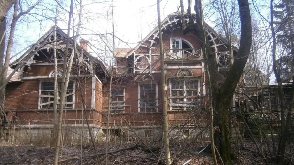 Разрушающуюся дачу Мюзера выкупили предприниматели-градозащитники