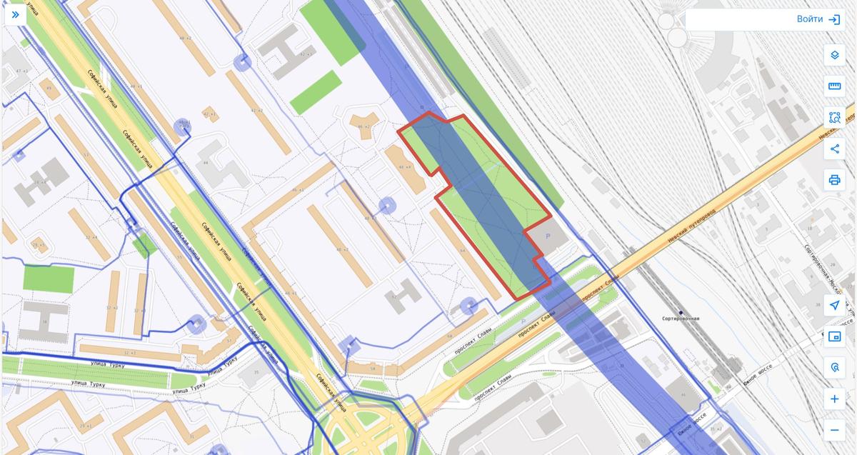Охранная зона ЛЭП (выделено синим) посередине сада. Скриншот: публичная кадастровая карта