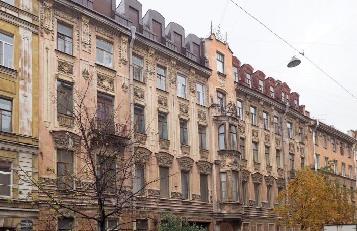 Прокуратура возбудила уголовное дело после демонтажа витражей в доме Глухарева