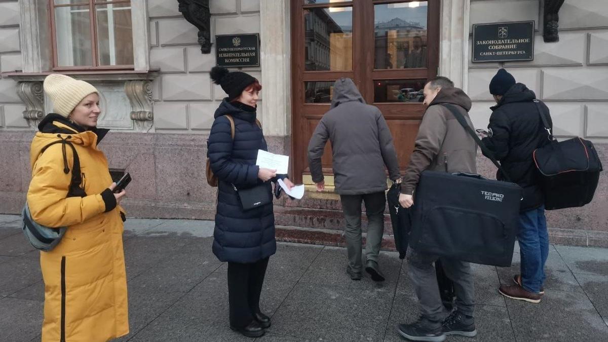 Жители Петербурга протестуют против строительства новых небоскрёбов у Лахты