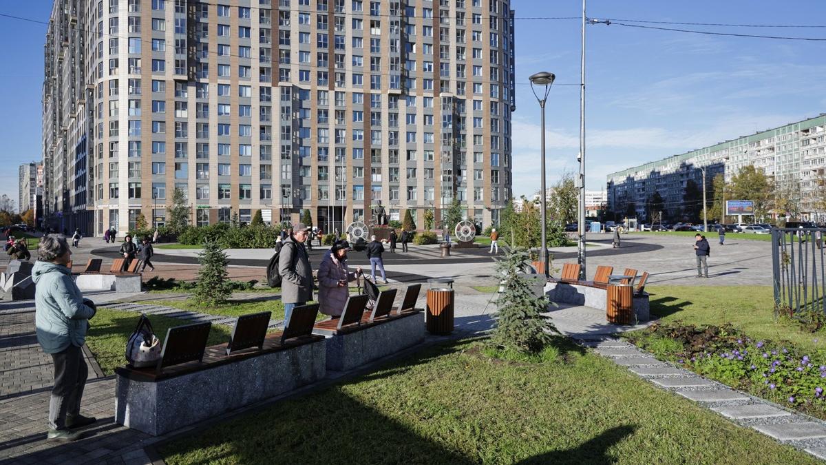 Фото: Смольный