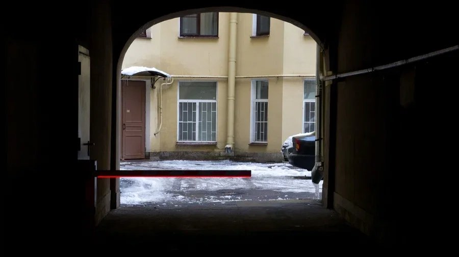 ГИБДД и ГАТИ проведут масштабный рейд по борьбе с незаконной парковкой во дворах Выборгского района