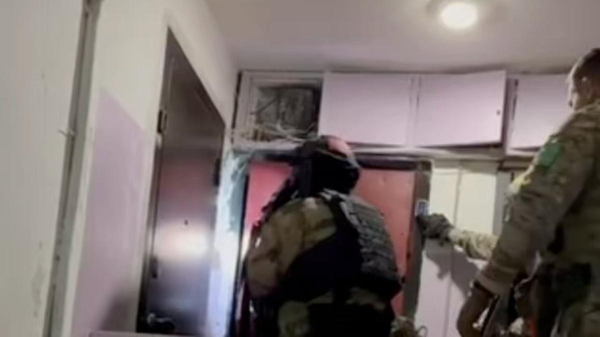 Скриншот: видео ГУ МВД по СПб и ЛО