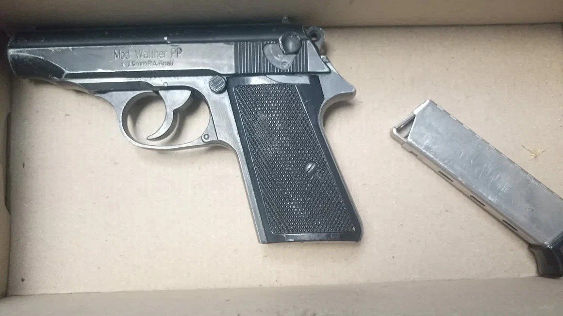 Мужчину, стрелявшего в сторону прохожих в сквере Раисы Штрейс, задержали