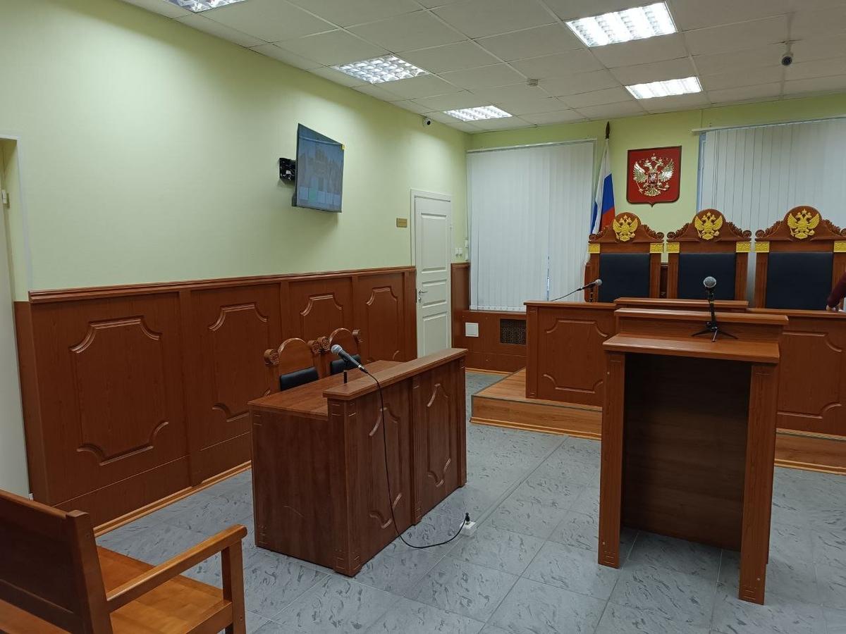 Судьи и осуждённый Егор Балазейкин присутствовали в зале заседаний по видеосвязи. Фото: Катерина Иванова / MR7