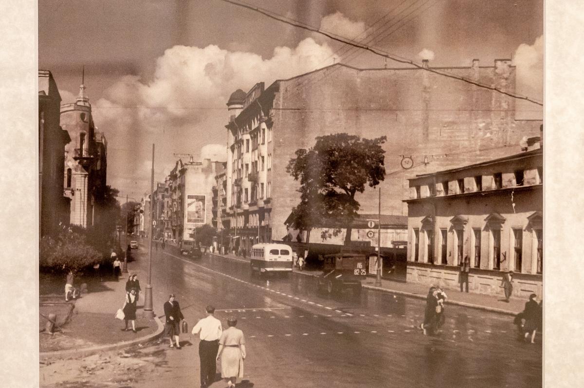 Кировский (сейчас Каменноостровский) проспект после реконструкции (август 1951 г.) Фото: Олег Золото / MR7
