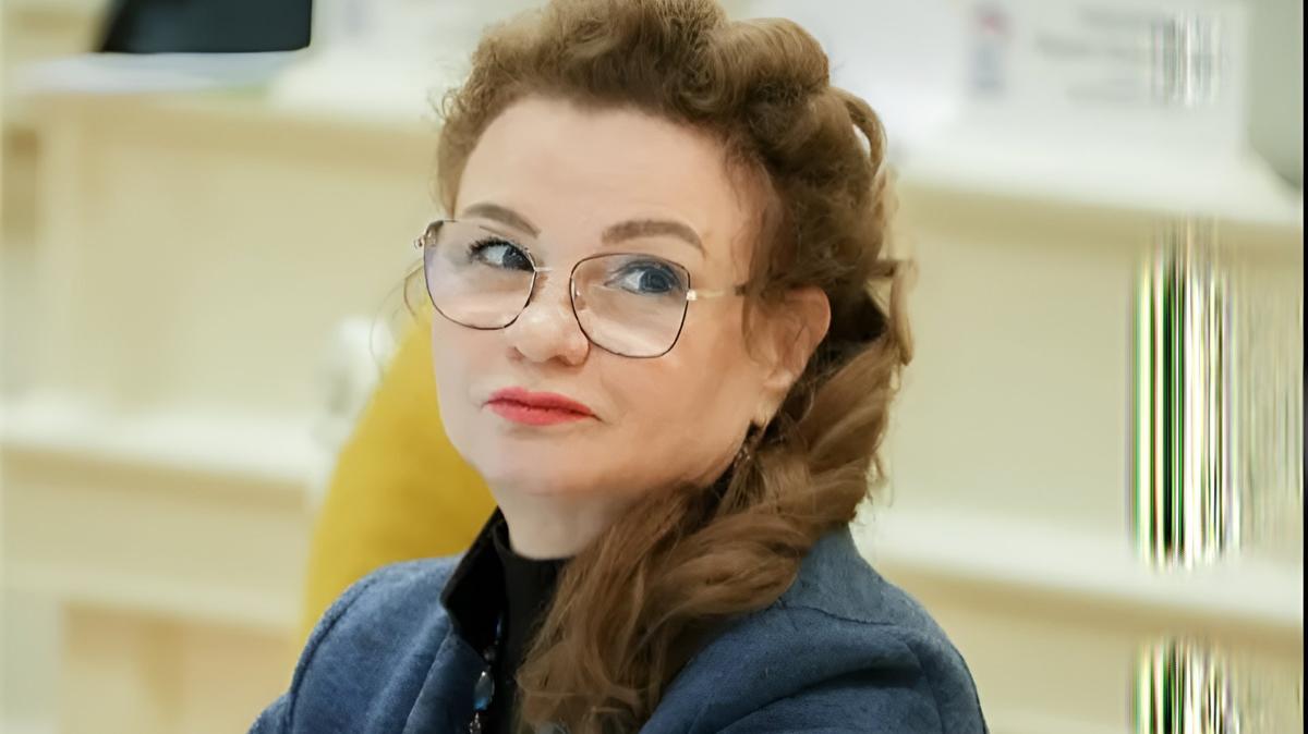 По уголовному делу депутата петербургского Закса Елены Раховой уже второе заседание считают пирожки и арматуру