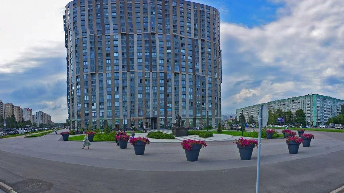 Площадь Хошимина появилась в Выборгском районе Петербурга