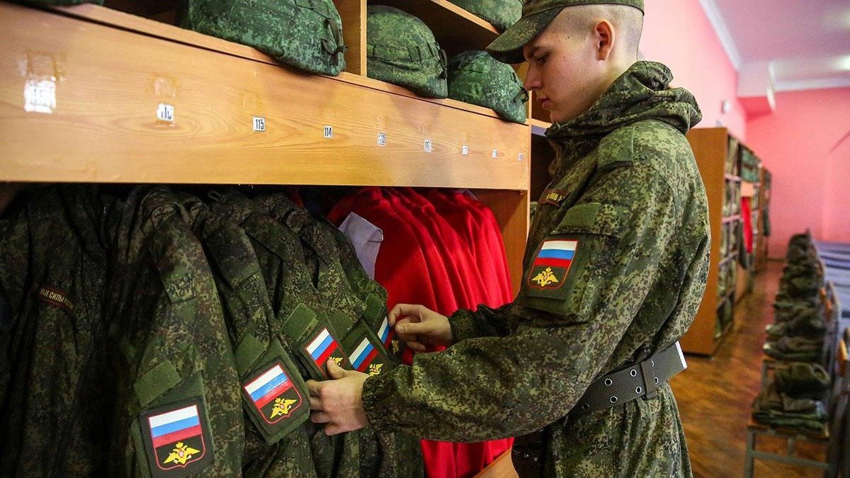 Призыв с 18 до 30 лет и запрет на выезд: Госдума приняла поправки в закон о воинской обязанности