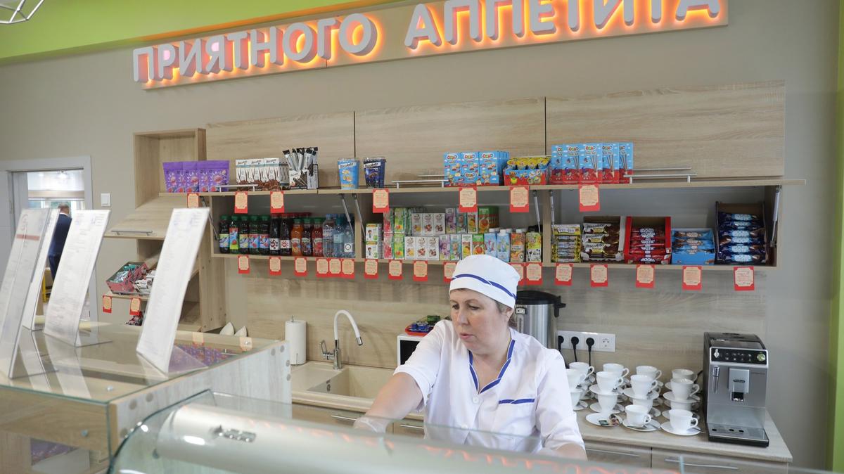 Школьники Петербурга смогут создать столовую мечты