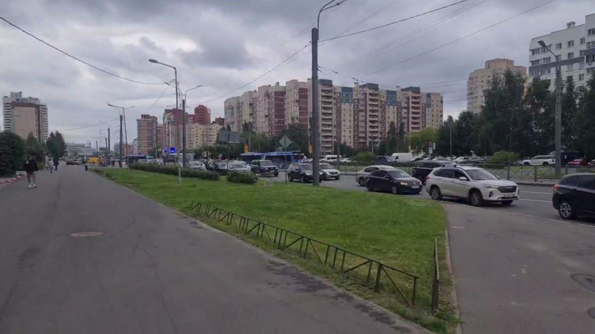Скриншот видео: «Мегаполис»