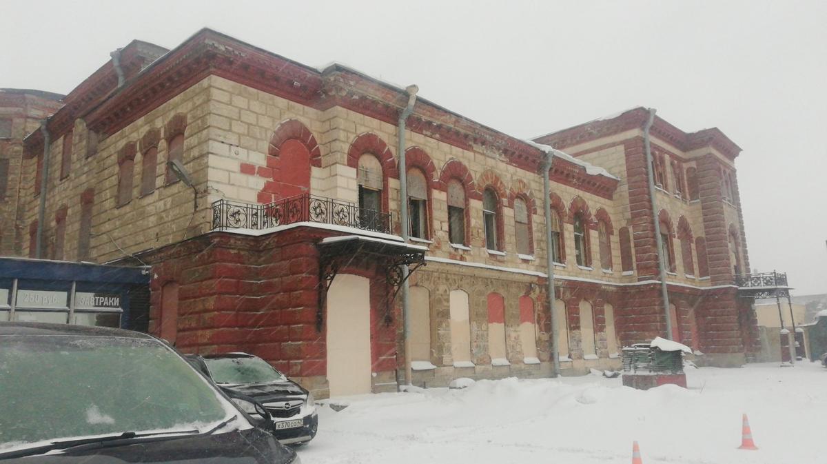 Горевшему накануне особняку Нобеля срочно требуются противоаварийные работы