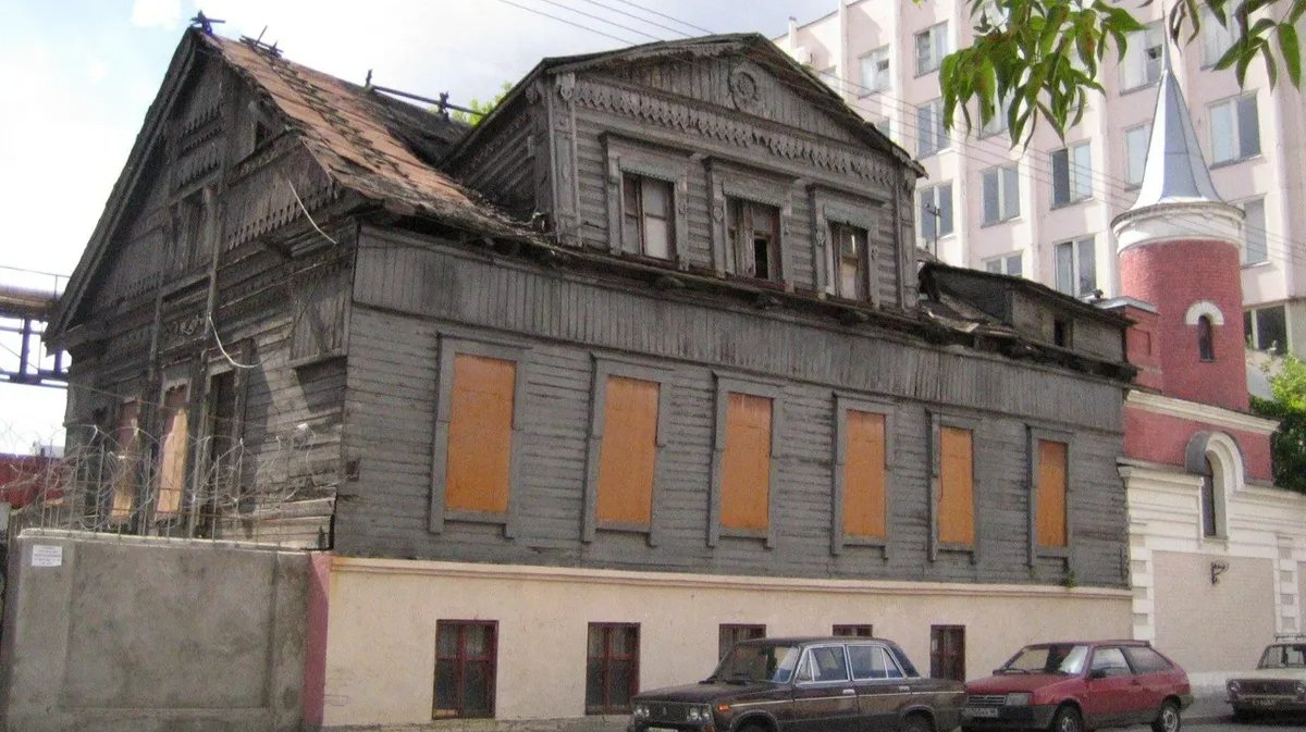 Два дома-памятника на Васильевском острове отреставрируют по программе «Рубль за метр»