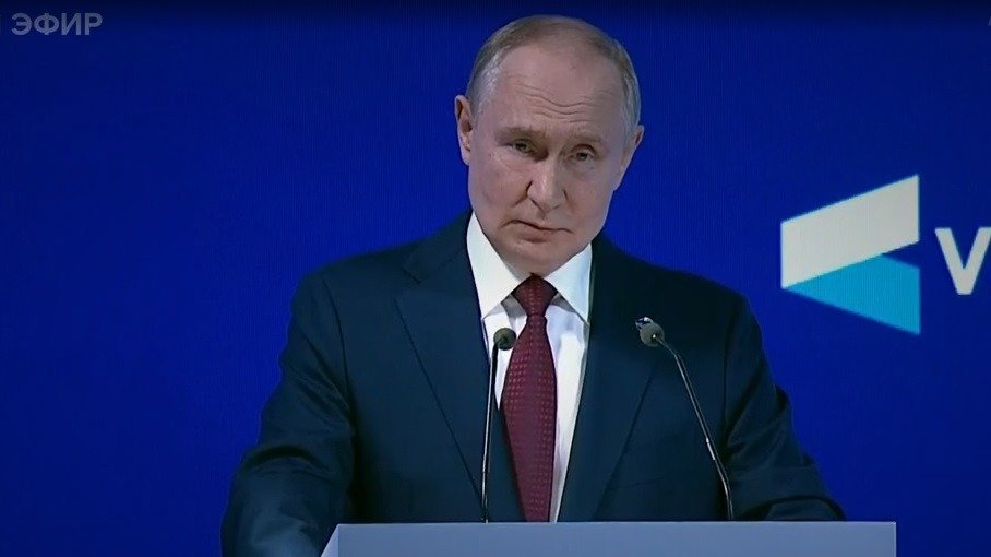 Скриншот видео выступления Владимира Путина