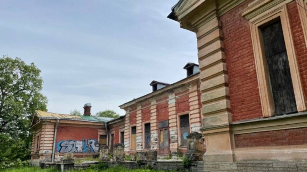 Здание Офицерского собрания лейб-гвардии первого Стрелкового полка в Пушкине признали памятником
