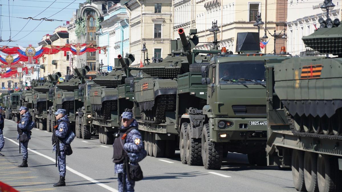 Окончание парада Победы: как расходились военные и разъезжалась техника