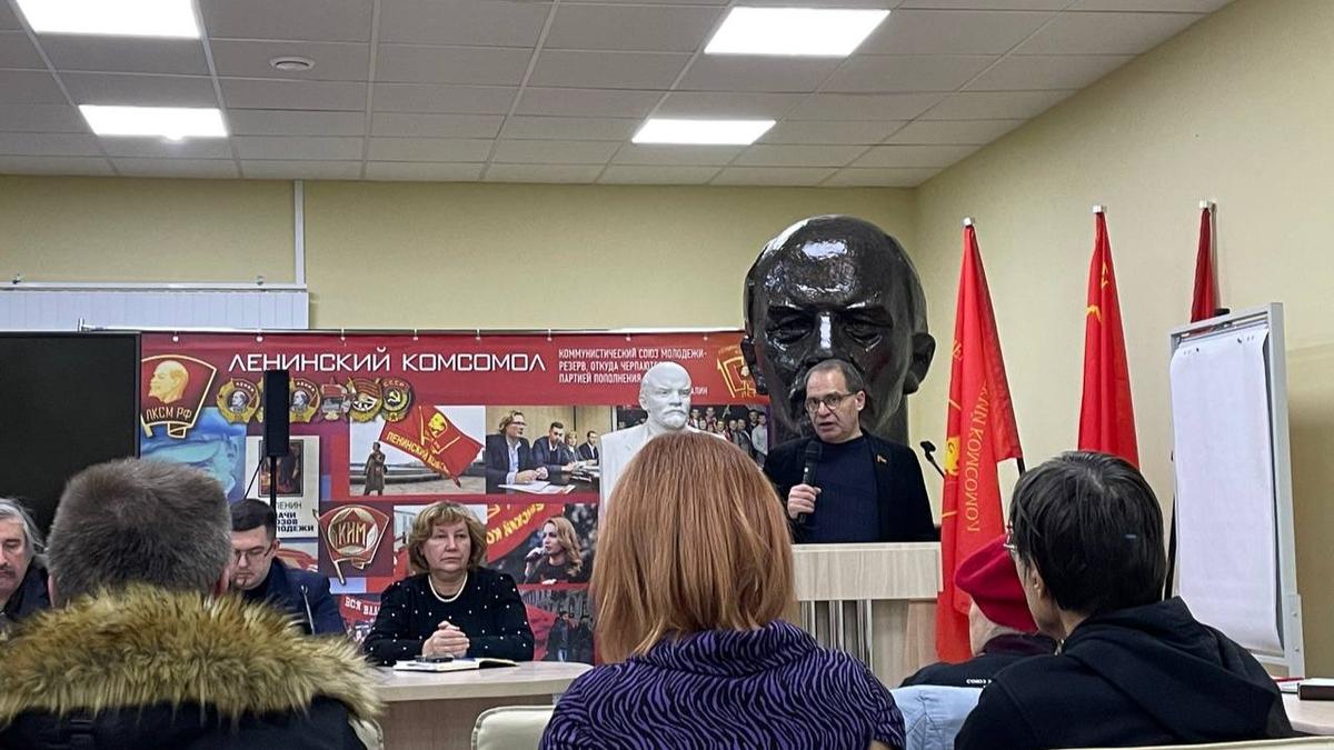Коммунисты обнадежили активистов: они намерены до конца бороться с КРТ