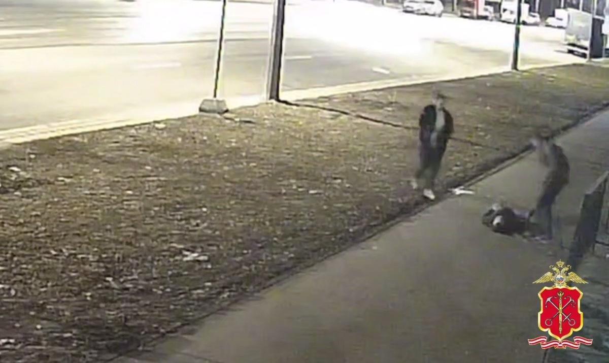 Скриншот видео: Петербургская полиция